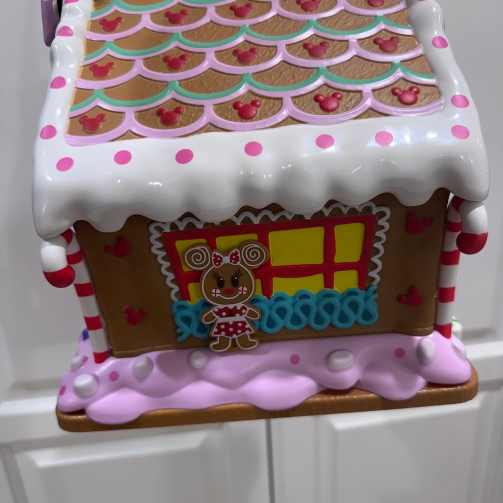Disneyland 2025 Mickey and Minnie gingerbread house popcorn bucket